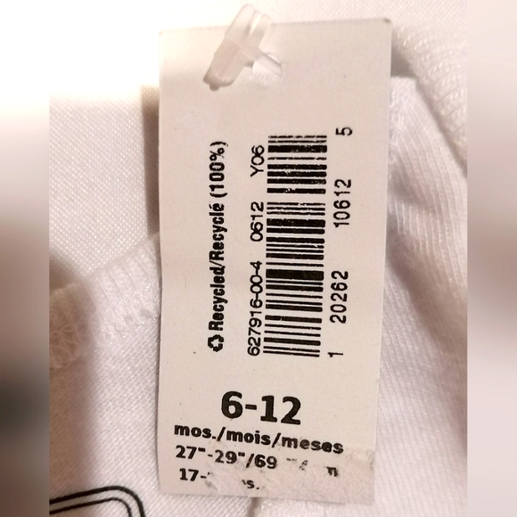 🔥SALE🔥 Hello Kitty Canada Day Baby Onesie NWT Sz 3-6M, 6-12M,12-18M,18-24M - Picture 5 of 6